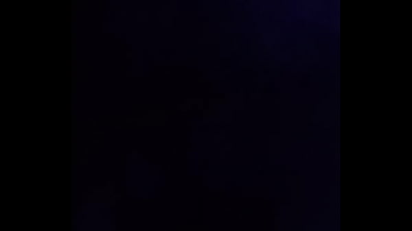 Putinha dando a bucetinha igual cadela