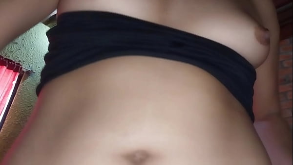 El amigo de mi esposo, me di&oacute; un cojid&oacute;n bien duro y rico... Espero que mi marido no vea este video