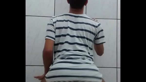 Dan&ccedil;ando um pouco...