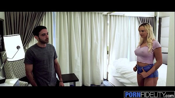 Groom Facials His PAWG Friend Paisley Before The Big Day 