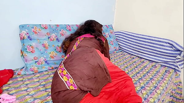 A Muslim Prostitute cheats on her Desi Husband and talks dirty to her lover on video chat anal Dildo