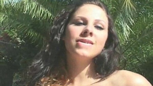 Sexy girl outdoor masturbation  