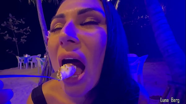 FOOTJOB for a stranger: He bought a HOT MILF shoes and she SATISFIED his desire to CUM on her FEET