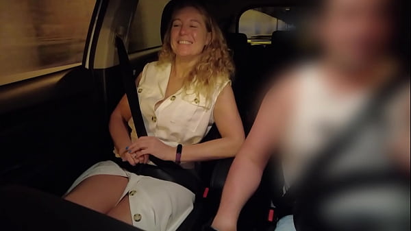 Friend's mom gives me a bj in car