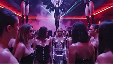 FANTASTIC 1000  Beatyful Woman In Munich Germany erotic experience (Ia Generated)  