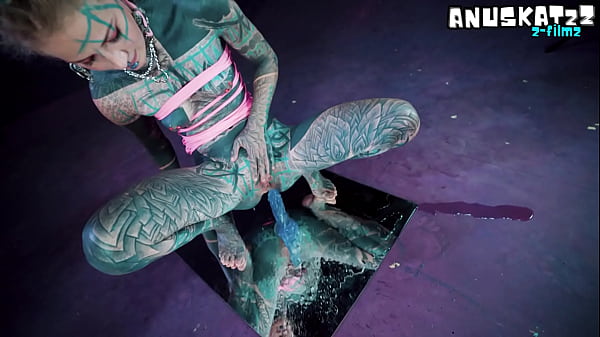 Trippy Hippies Pip Squeak and Ass Toy Fun