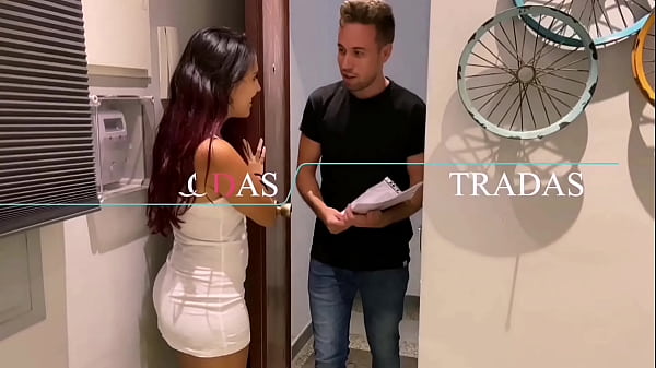 PORNOVATAS - Vacaciones con la Milf Espa&ntilde;ola Euforia Diosa y sus enormes tetas follando como loca el pollon de V&iacute;ctor Bloom 