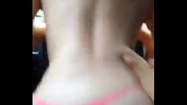 Foda gostosa no carro