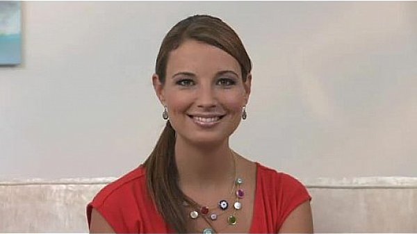 Flexible G-Spot Waterproof Purple Vibrator En Vogue Natural Pleaser Adam and Eve