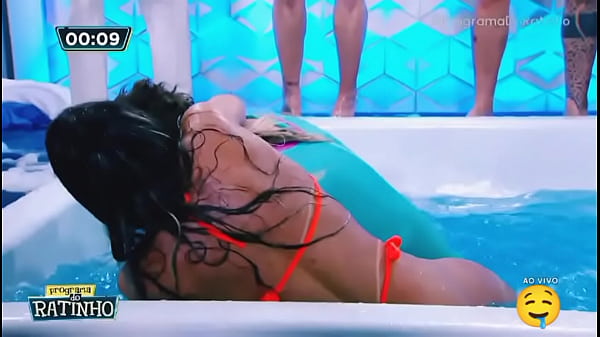 Rhenata Schmidt & Mulher Mel&atilde;o Na Banheira