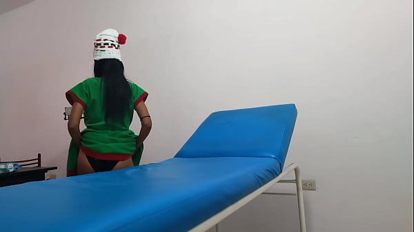 I fantasize about having sex dressed as a sexy elf. My dildo is delicious and big, I love it.