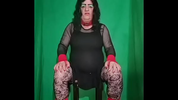 please don,t judge i love dressing like a women