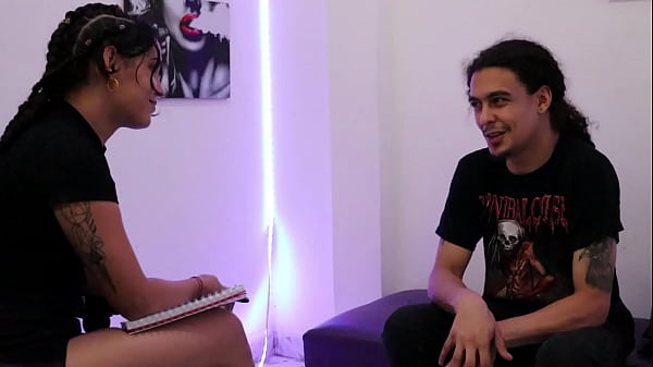 SEXO CASERO EN ESPANOL CON COLEGIALA HERMANASTRA JOVENCITA AMATEUR, LES ENCANTA FOLLAR EN FAMILIA CUANDO ESTAN SOLOS EN CASA - PORNO EN ESPANOL 