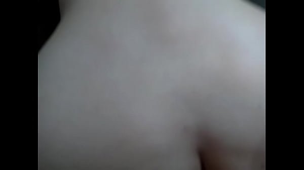 clavada en el sill&oacute;n