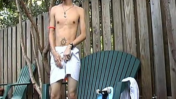 Derek Krei garden's masturbation session