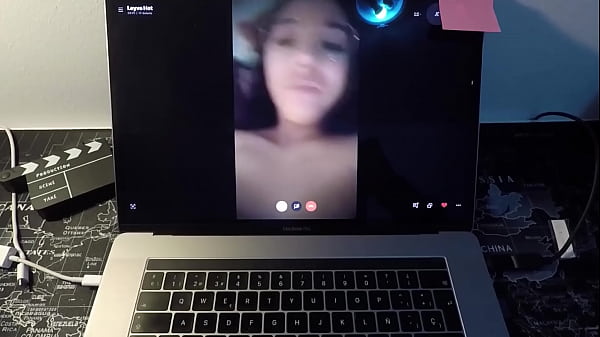 Leyva Hot ctdx in a hot session through the webcam 