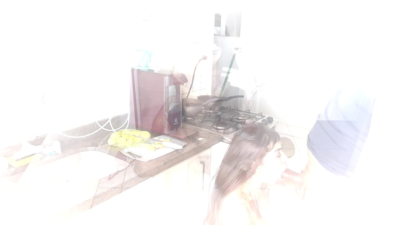 Cooking and suddenly i got fucked bareback by my friend BBC