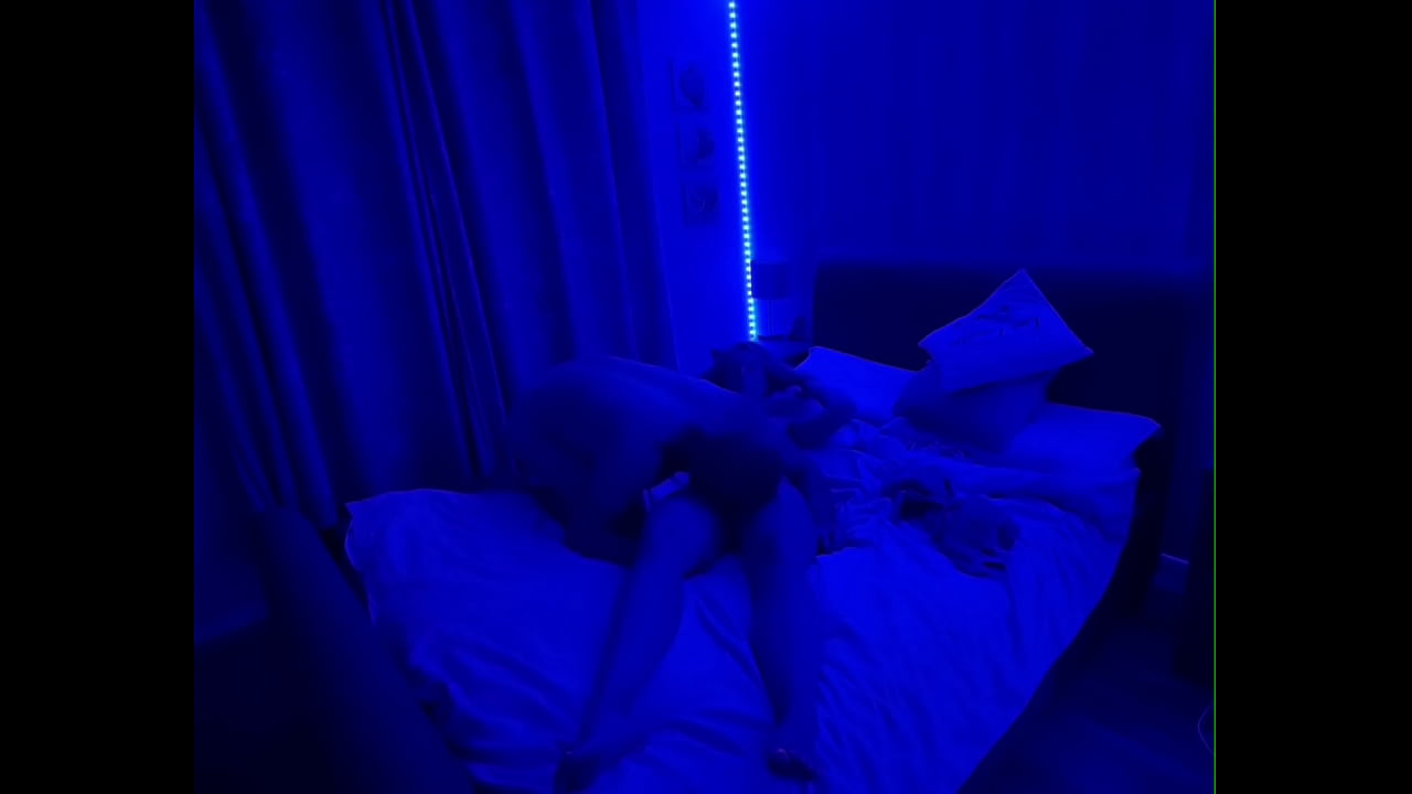 Slut wife enjoys anal fucking and an intense orgasm