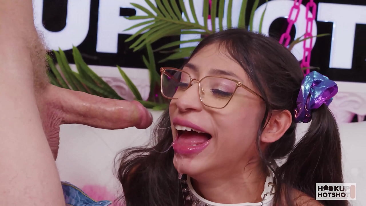 Tiny Supermodel Sona Bella Hooks Up With Bryan Gozzling!