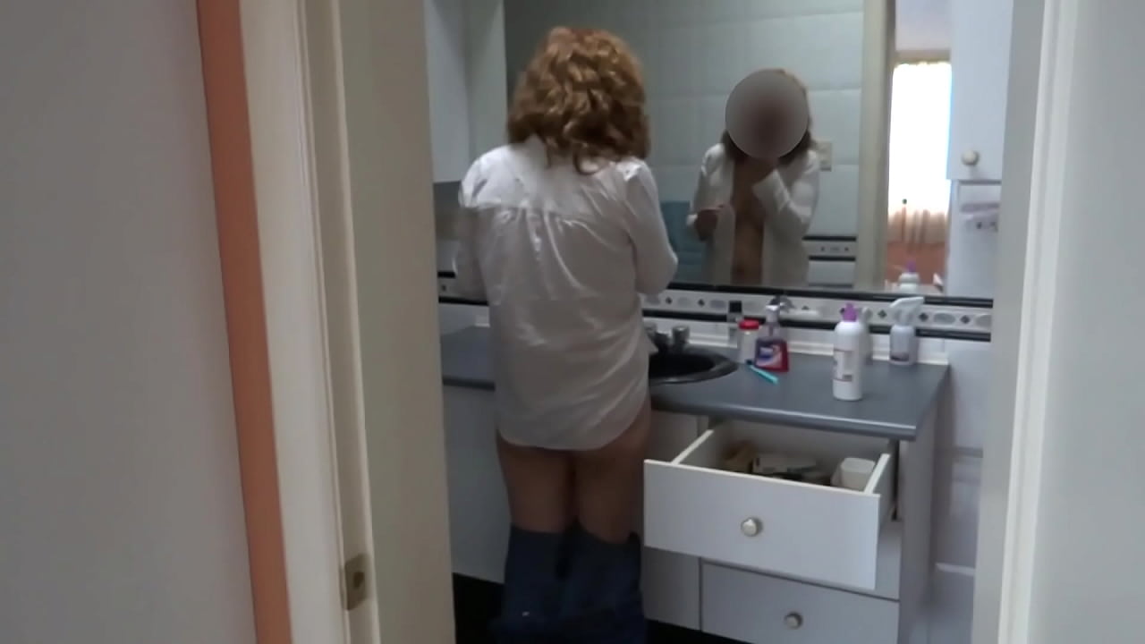 Come and cum in my pussy, fill me with milk, the beautiful Latin stepmother asks me