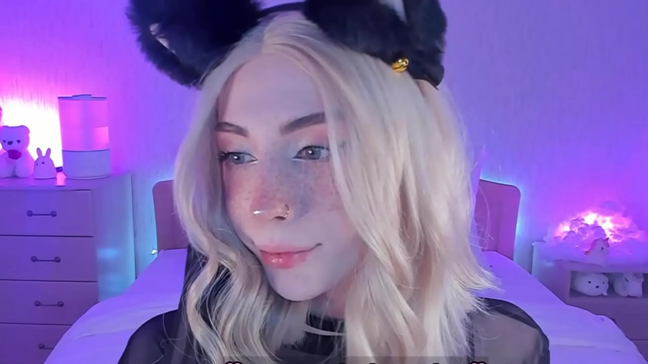 Trap Showing Cock And Ass