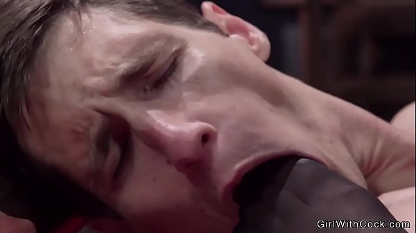 Big dick shemale makes male slave rimming then fucking her feet