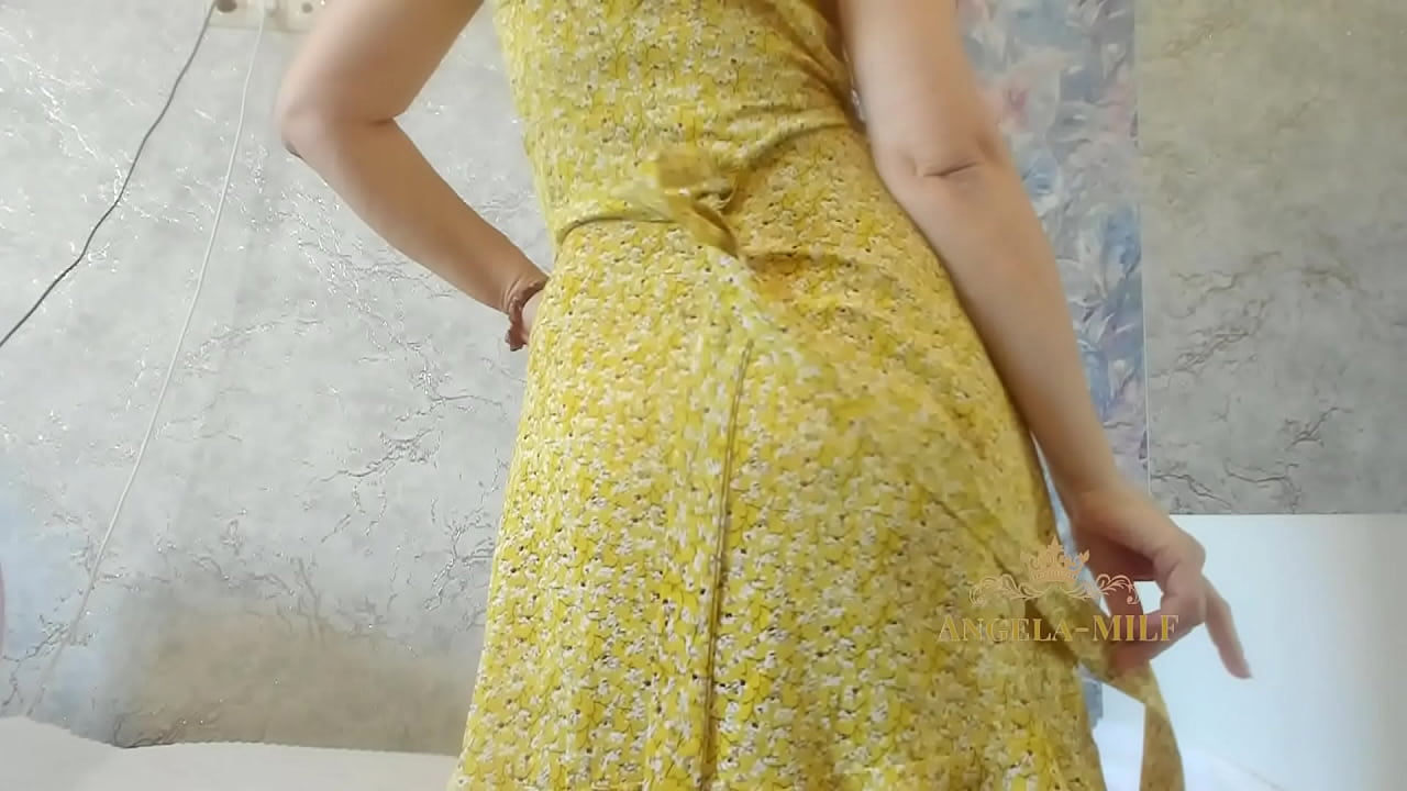 MILF with hairy pussy fucks herself with a toy