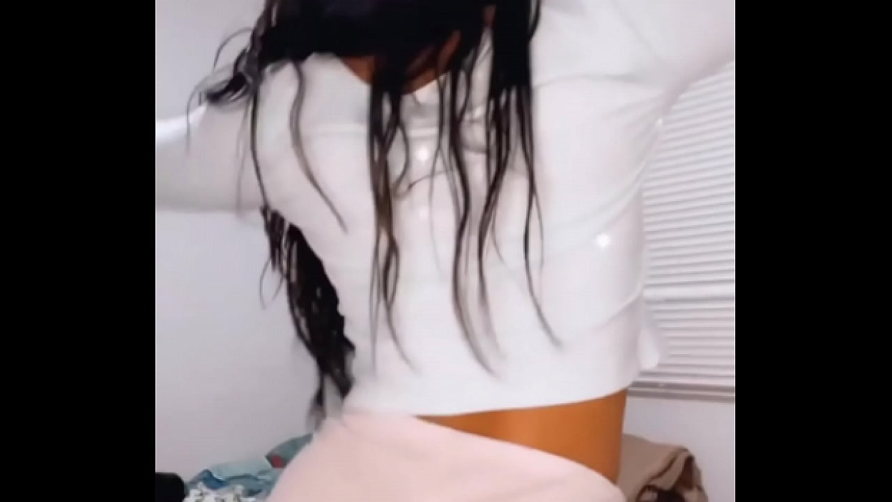 Novinha linda rab&atilde;o.