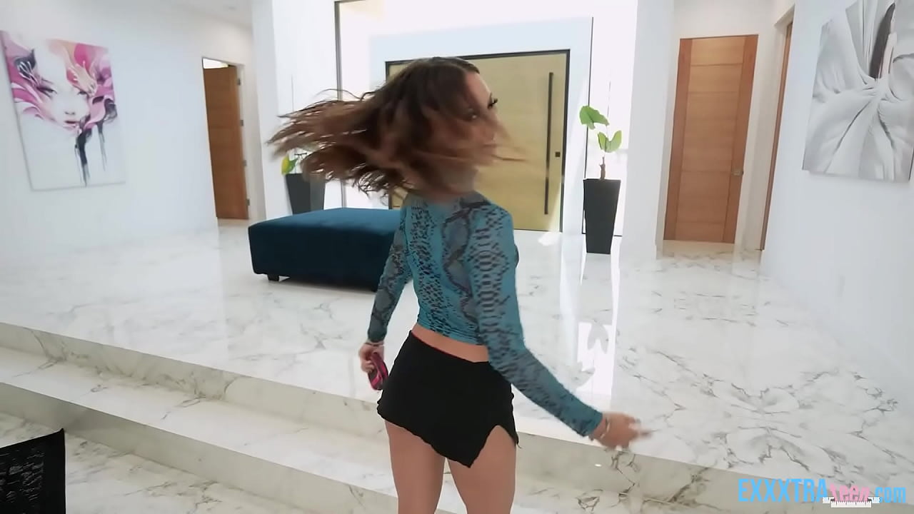 Skinny Petite Enjoys Hard Cock in Her Wet Pussy and Mouth