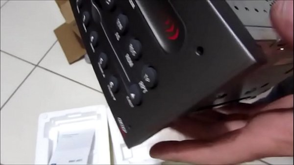 V&iacute;deo para todos que sentem tes&atilde;o ao ver homens de Havaianas com meias! SEM PORN