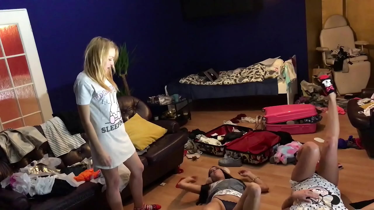 3 girls enjoying themselve in an amateur house party