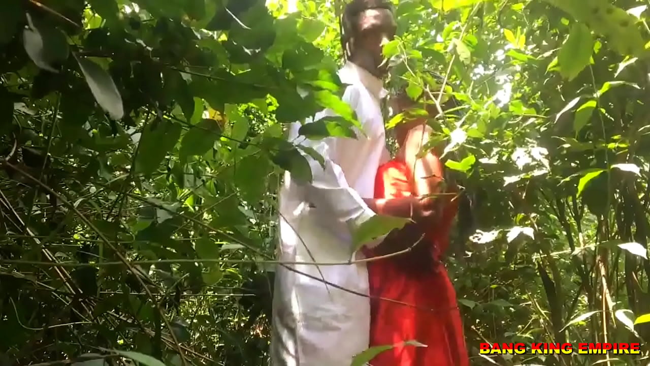 Amateurs Ebony Latina girlfriend fuck my big hard cock during college porn day