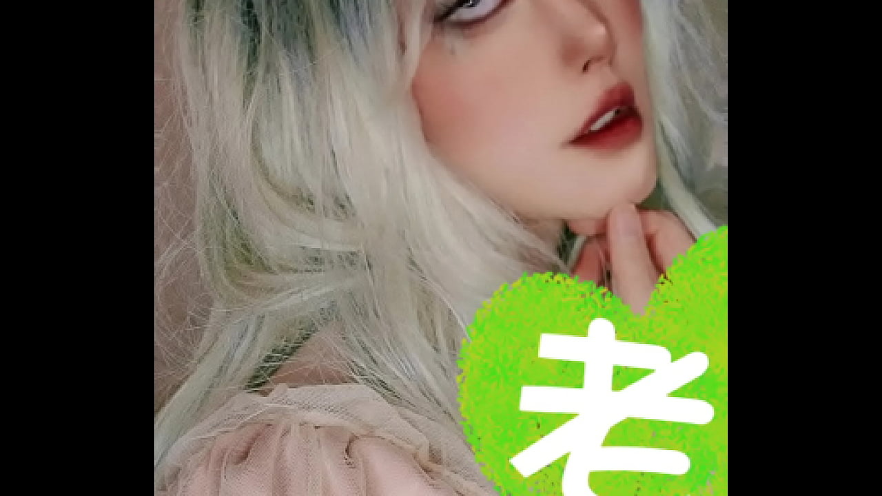 老公~ 都说了我在上瑜珈课了啦