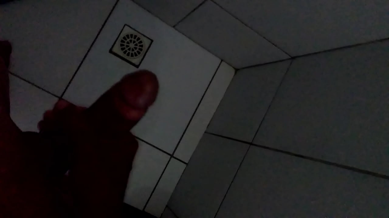 Rian Moreno gozando muita porra