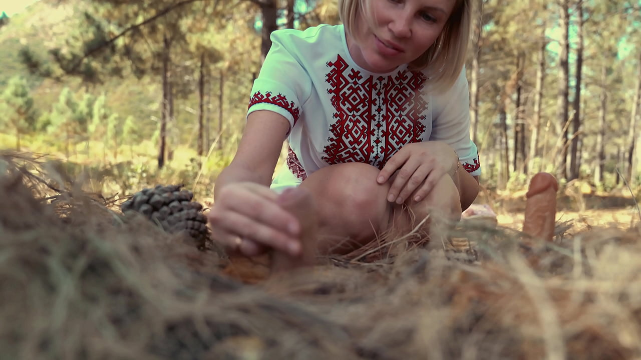 Ethnic Mari Fairy Tale &ldquo;The Magic Mushroom&rdquo;: finding it makes you truly happy