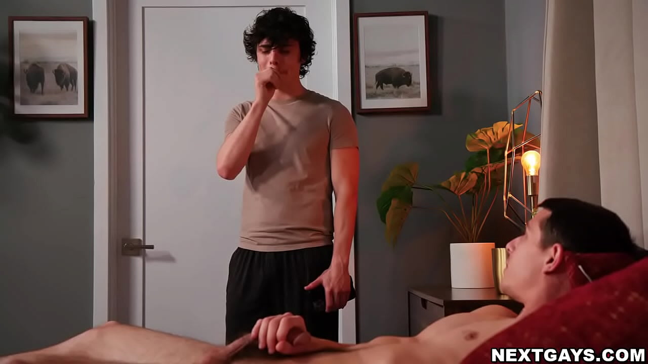 Kyle and Asher shares perfect anal gay sex