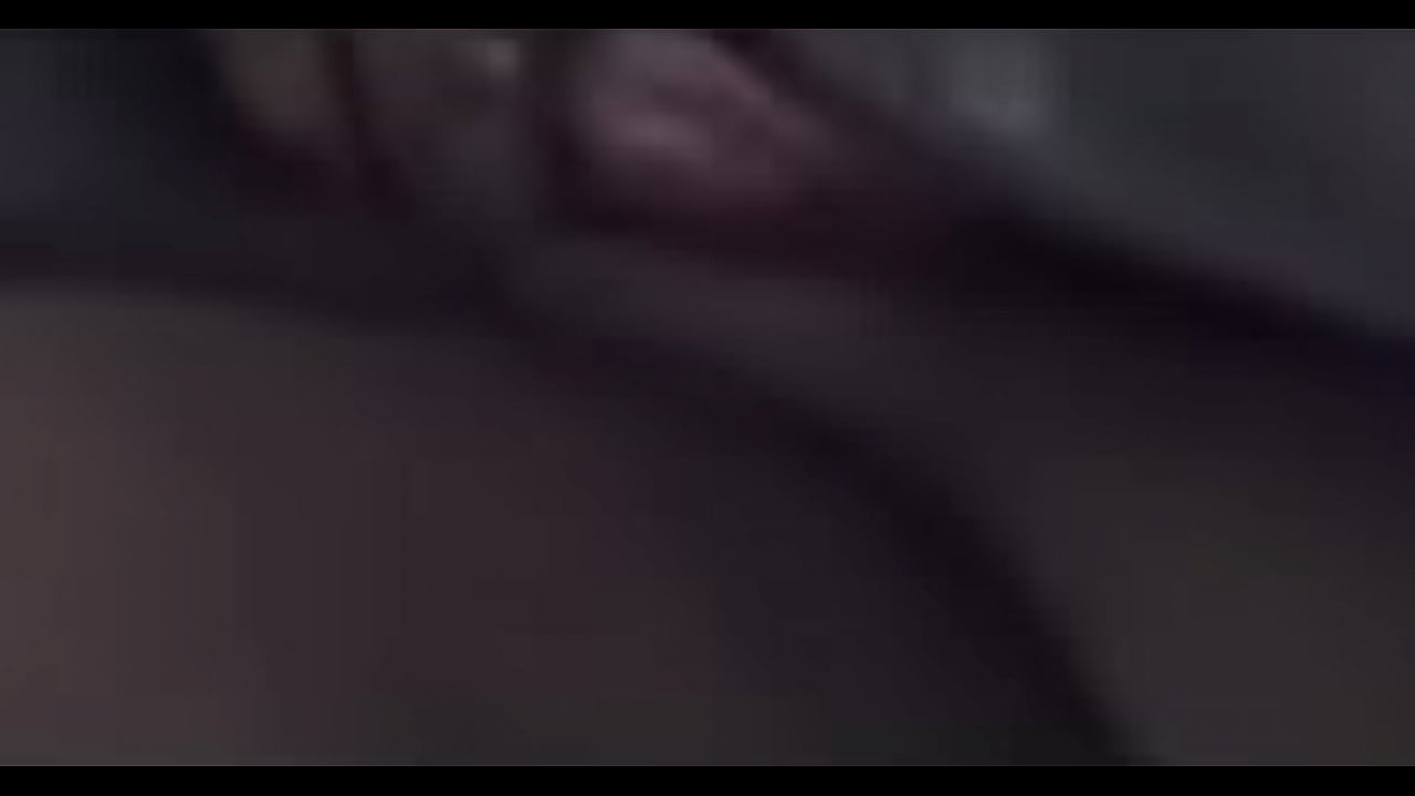 She hit me up when I was on live.