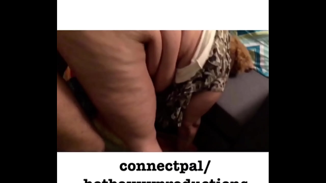 Mom&rsquo;s Freaky Best Friend Comes Over