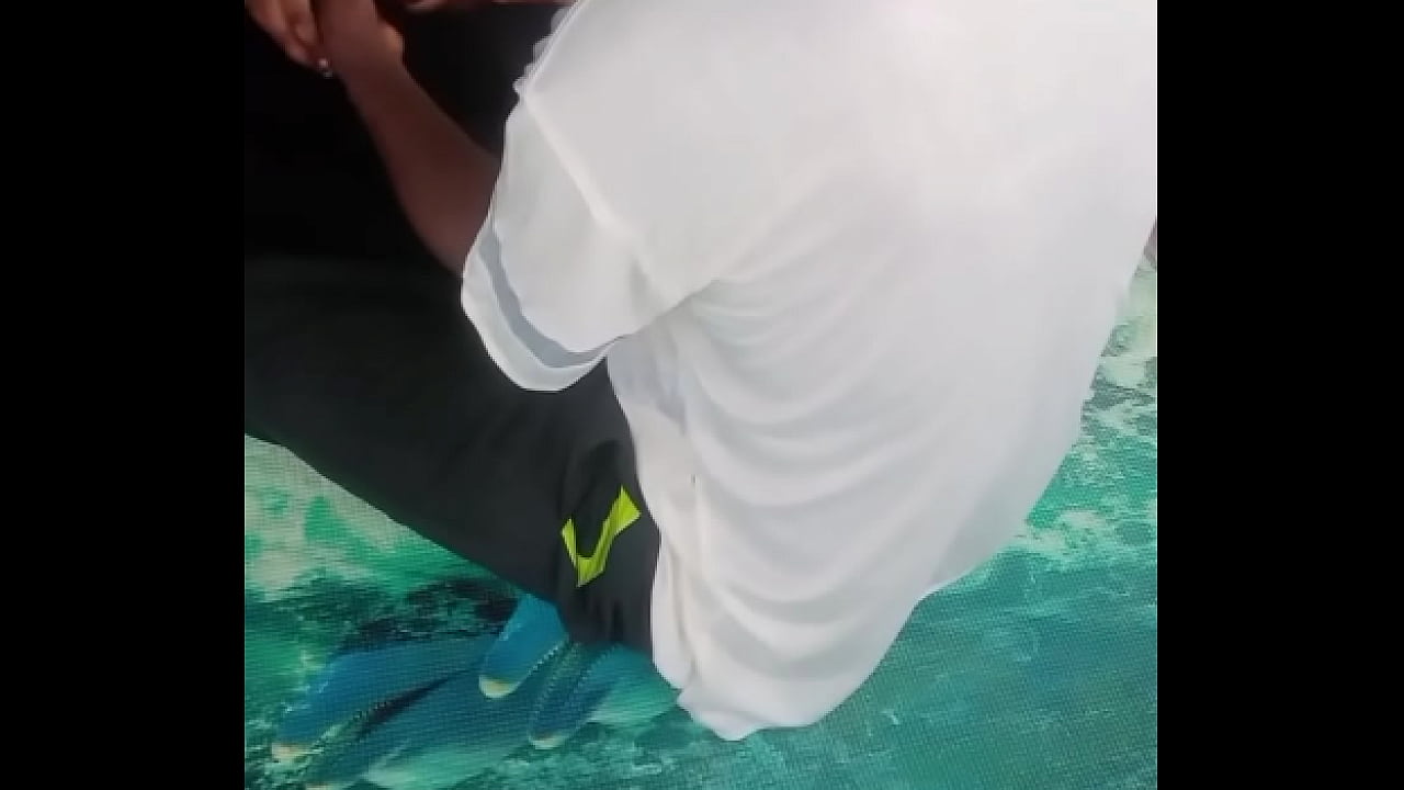 I fucked the pretty girl that lost her way in the bush