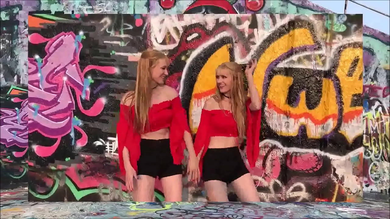 Nenas calientes Camille and Kennerly