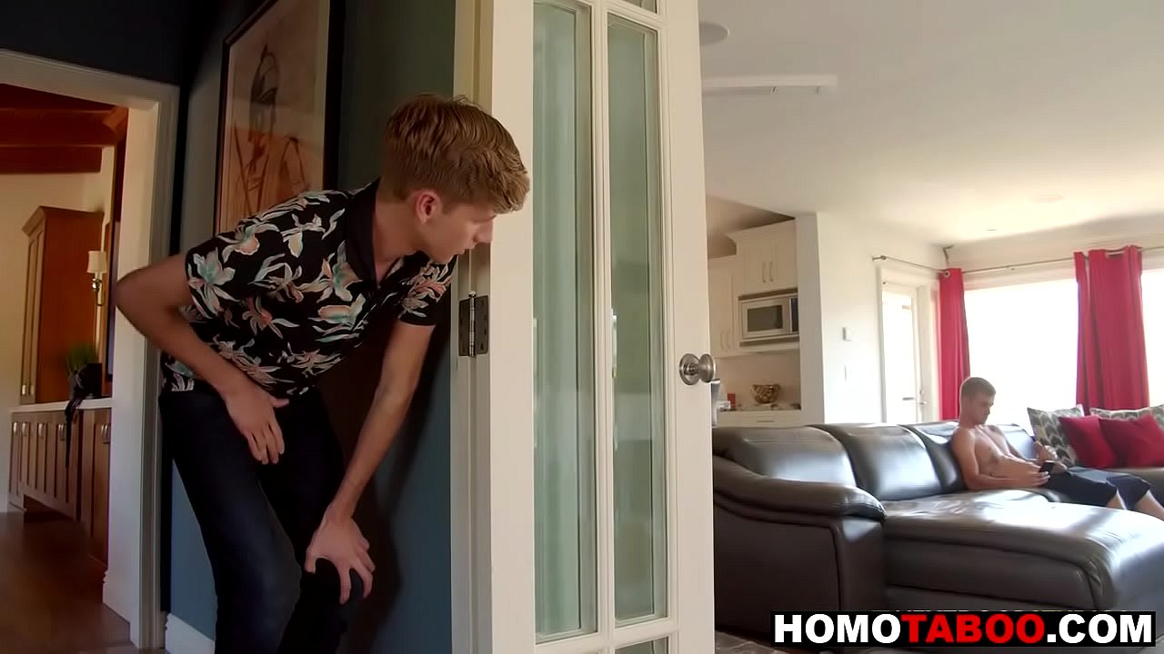 I had no idea my step-brothers cock is so big