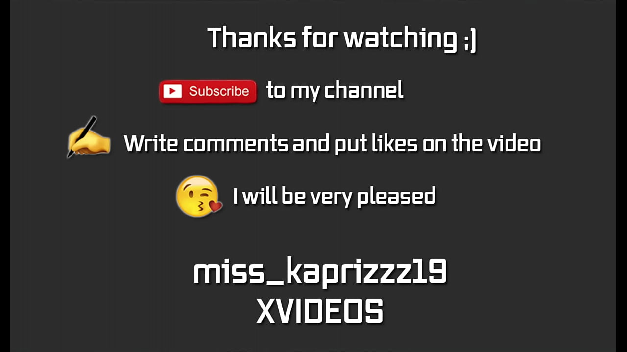 Моя сводная сестра позволила мне потрогать ее большую задницу и сочную киску