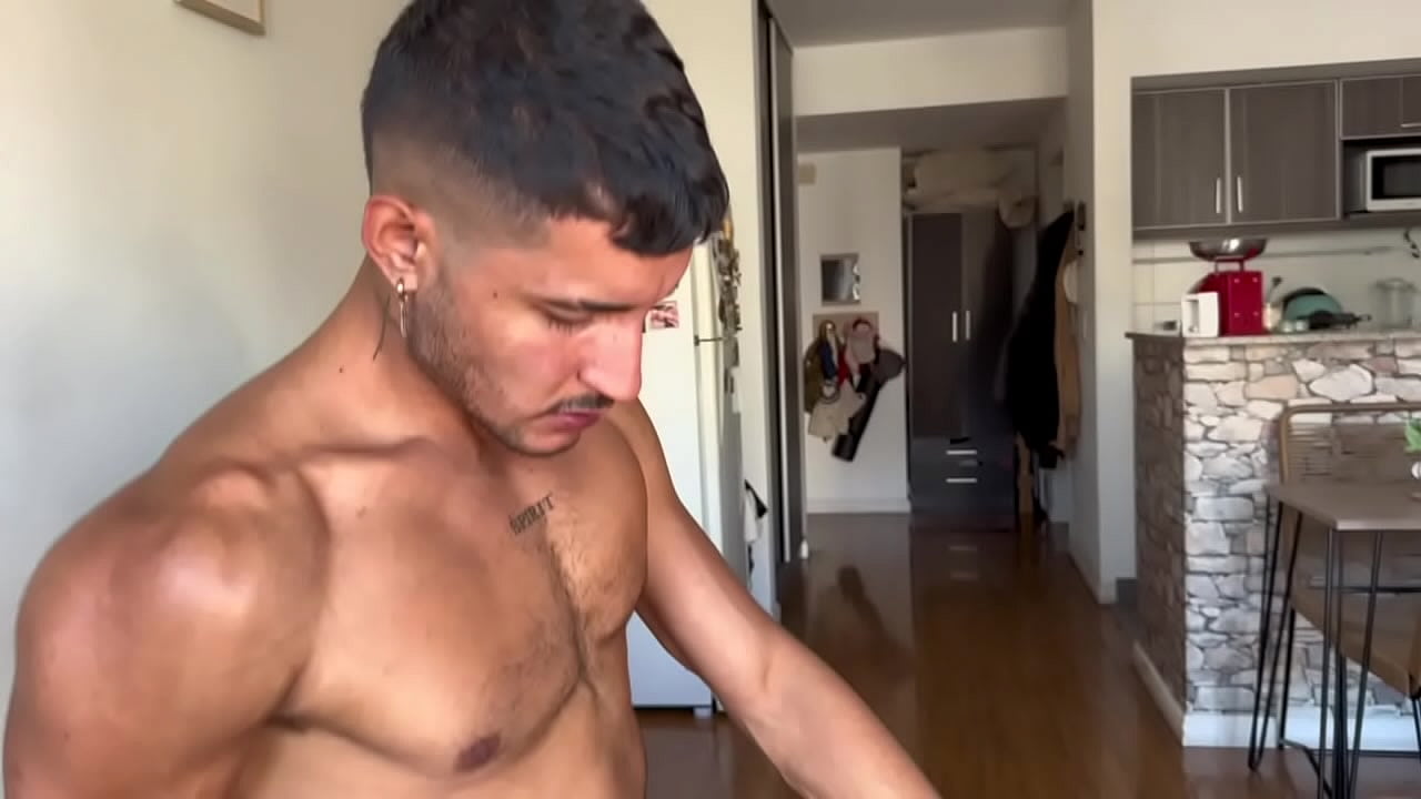 Me folla duro mi Profe de la universidad - a pelo con su verga dura - bareback- sem camishina