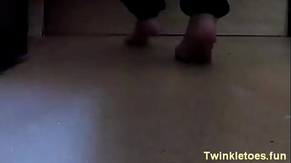 Foot Play: Sexy Blonde Stay At Home Mom Shows All