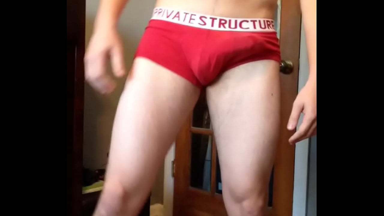 trim.7755209F-341C-4015-BCF6-05B781CBFE57.MOV