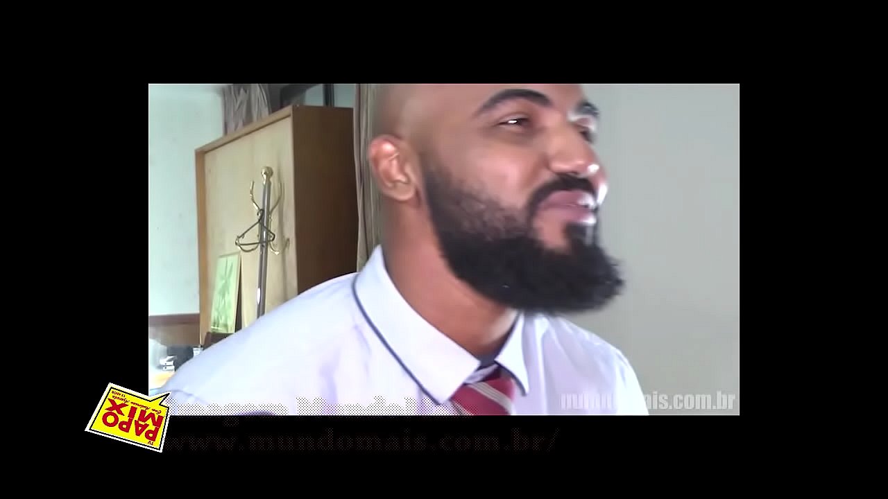 PapoMix confere os fetiches do ator porn&ocirc; Vitor Guedes