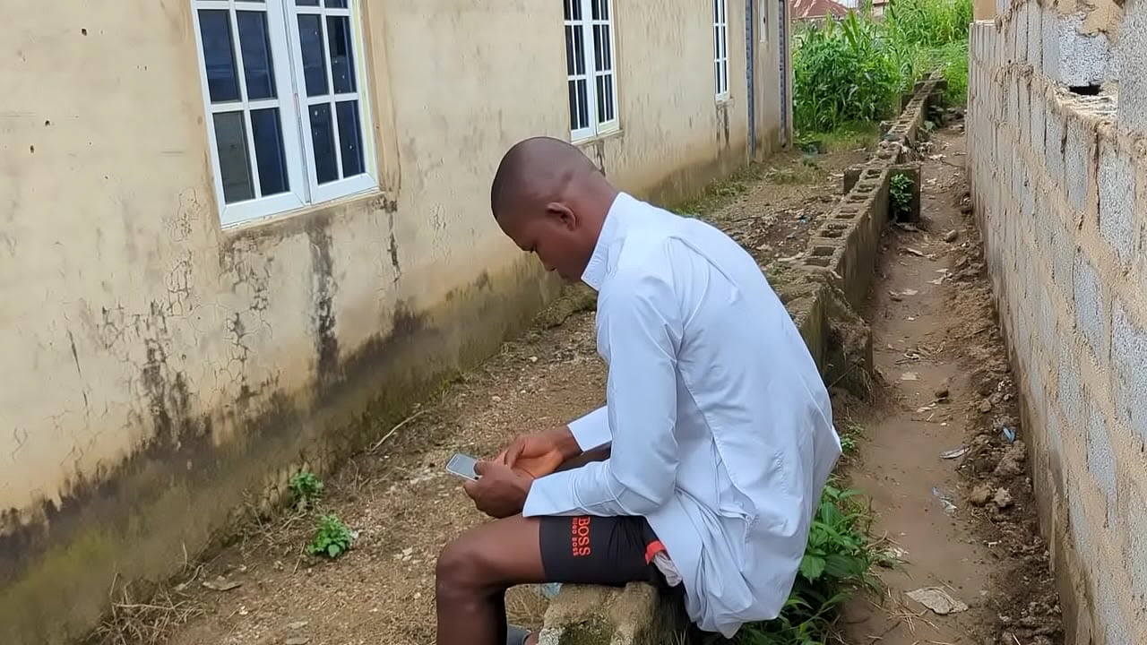 HORNY COUPLES EXCHANGED NUDE PICTURES ON CHAT AND LATER MET AT THE BALCONY AND FUCKED HARD