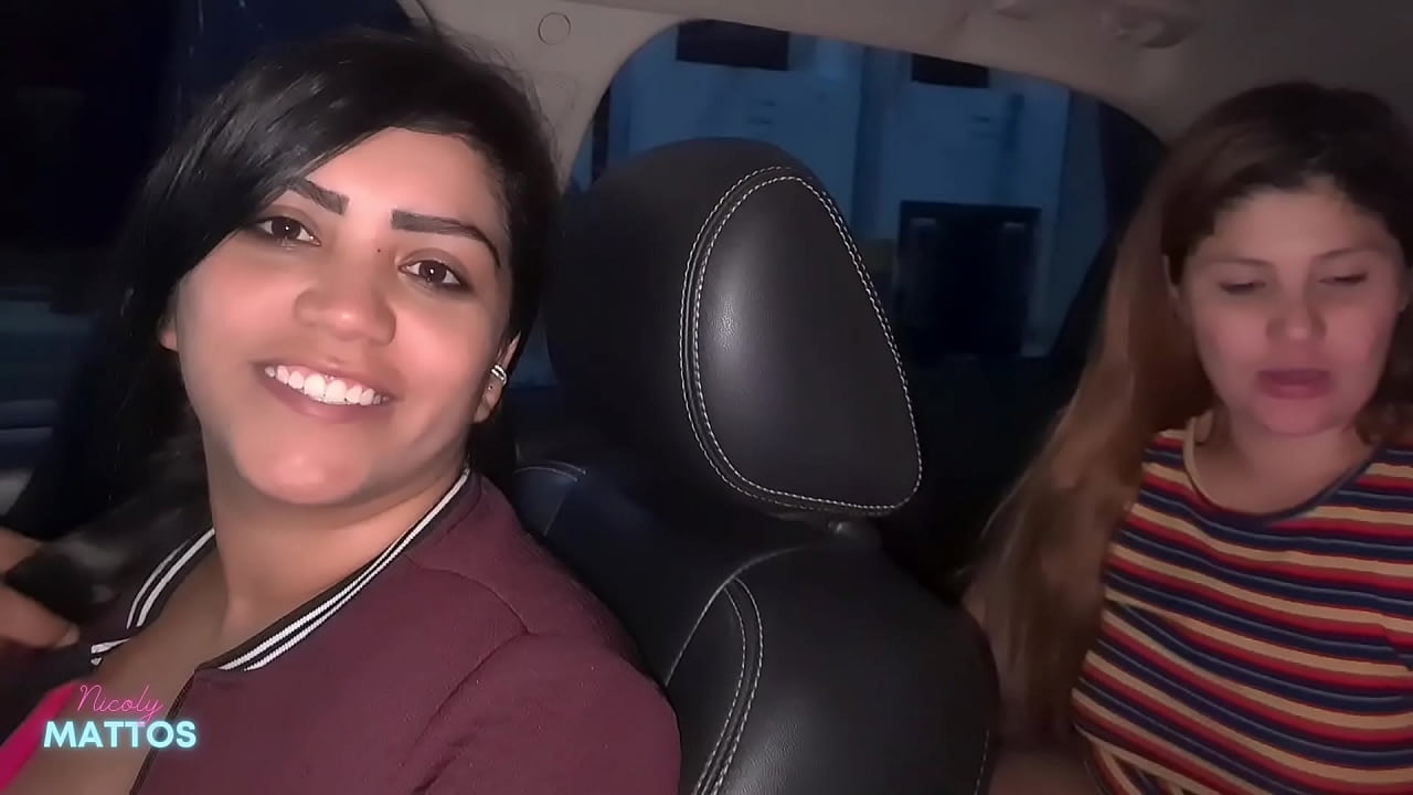 Fodendo com o frentista do posto de gasolina no vesti&aacute;rio