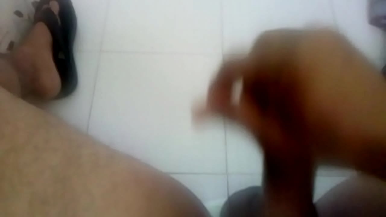 me la jalo y tiro leche