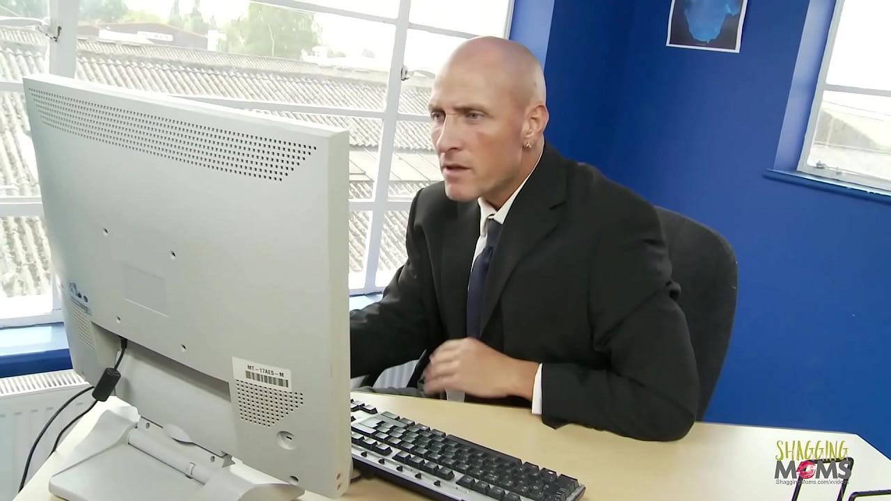 Slutty blonde milf secretary is having an affair with her boss in the office. She is willing to give him the best blow job ever, even better than his wife at home.